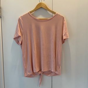 GapFit t-shirt